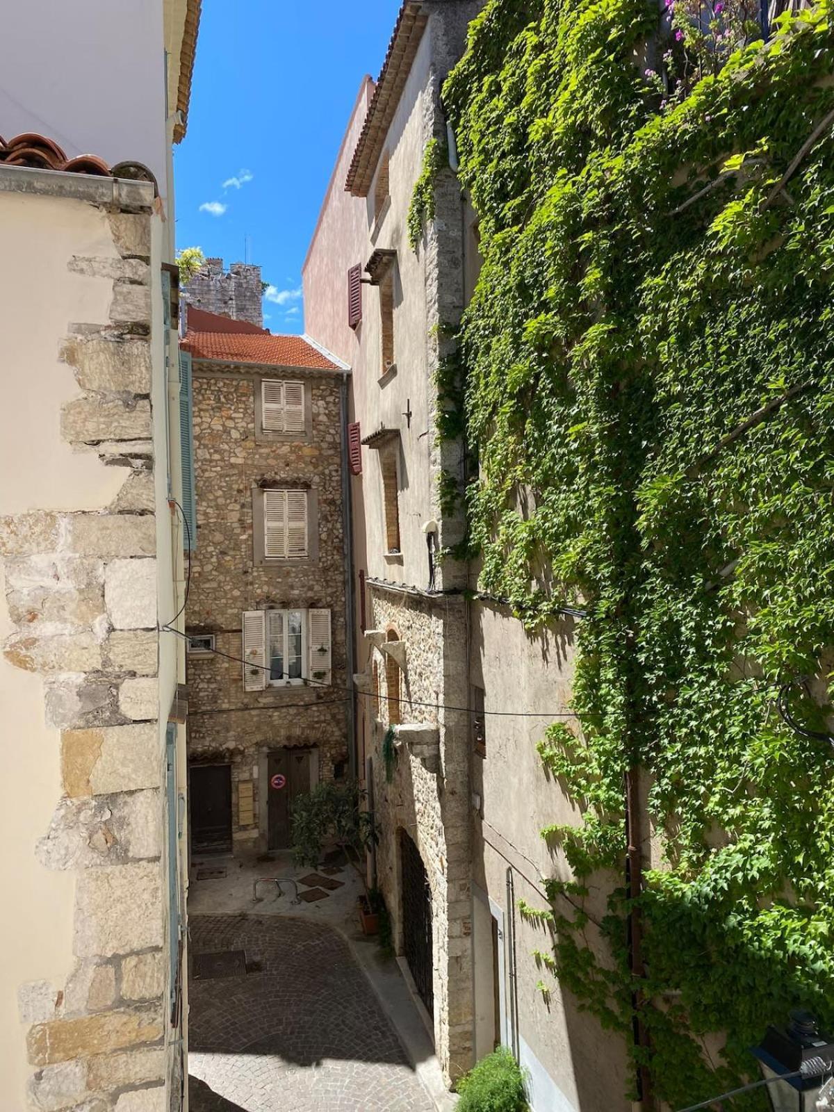 06An - Beautiful Apartment In The Heart Of Old أنتيب المظهر الخارجي الصورة
